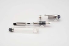 Pilot-Custom-74-Clear-Demonstrator-4.jpg