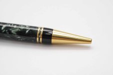 Parker-Duofold-Green-Marble-Ballpoint-Pen-3.jpg