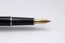 Montblanc-Meisterstuck-144-Classic-Black-Resin-4.jpg
