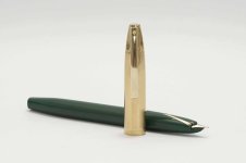 Sheaffer-Dolphin-Green-Gold-Cap-2.jpg