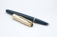 Parker-51-Tea-Blue-Rolled-Gold-Cap-1.jpg
