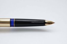 Pelikan-M60-Rolled-Gold-4.jpg