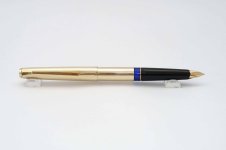 Pelikan-M60-Rolled-Gold-8.jpg