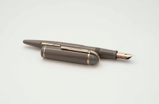 Eversharp-Skyline-Gray-Cap-Barrel-3.jpg