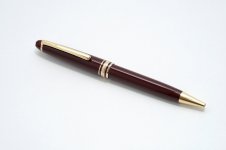 Montblanc-Meisterstuck-164R-Bordeaux-2.jpg