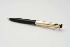Montblanc-No-78-Black-Gold-Cap-Ballpoint-Pen-5.jpg