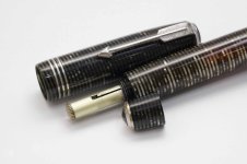Parker-Vacumatic-Standard-Grey-Pearl-Double-Jewels-Lockdown-Filler-4.jpg