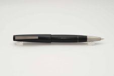 Lamy-2000-Matte-Black-8.jpg