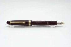 Montblanc-Meisterstuck-146R-Legrand-Bordeaux-8.jpg