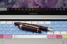 Montblanc-Meisterstuck-146R-Legrand-Bordeaux-1.jpg