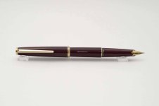 Montblanc-Classic-Burgundy-7.jpg