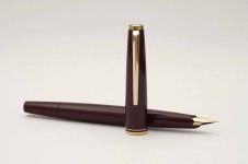 Montblanc-Classic-Burgundy-2.jpg