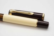 Pelikan-M200-Cafe-Creme-Special-Edition-8.jpg