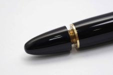 Montblanc-Meisterstuck-149-Classic-Black-Resin-9.jpg