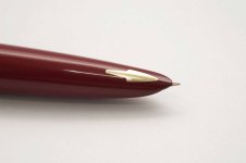 Parker-61-Red-Heritage-Rainbow-Cap-5.jpg