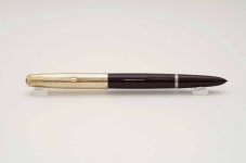 Parker-51-Aerometric-Burgundy-Gold-Filled-Cap-9.jpg