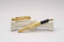 Parker-75-Perle-Gold-Plated-1.jpg