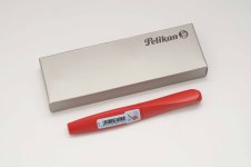 Pelikan-Twist-Neon-Coral-2.jpg