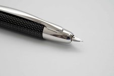 Pilot-Capless-Vanishing-Point-Black-Carbonesque-4.jpg