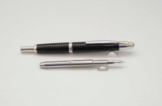 Pilot-Capless-Vanishing-Point-Black-Carbonesque-3.jpg