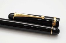 Pilot-Custom-74-Black-6.jpg