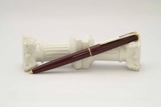 Montblanc-No-280-Burgundy-Clip-Lever-Ballpoint-Pen-1.jpg