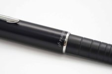 Parker-Esprit-Telescopic-Matte-Black-CT-Ballpoint-Pen-3.jpg