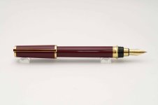 STDupont-Montparnasse-Chairman-Grenate-Urushi-Lacquer-5.jpg