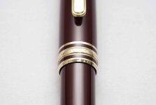 Montblanc-Meisterstuck-164R-Bordeaux-Ballpoint-Pen-3.jpg
