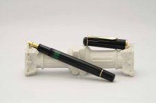 Pelikan-M200-1.jpg