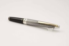 Pilot-Namiki-Elite-Sterling-Silver-Cross-Hatch-Cap-4.jpg