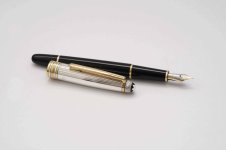Montblanc-Meisterstuck-Solitaire-Doue-Sterling-Silver-Pinstripe-2.jpg