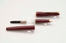 Montblanc-Classic-Burgundy-Fountain-Pen-Ballpoint-Pen-5.jpg