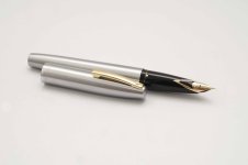 Sheaffer-Imperial-444-Stainless-Steel-3.jpg