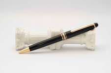 Montblanc-Meisterstuck-164-Classic-Black-Resin-Ballpoint-Pen-1.jpg