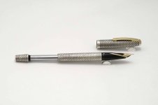 Sheaffer-Imperial-Touchdown-Sterling-Silver-Diamond-Design-3.jpg