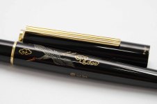 Pilot-Namiki-Art-Craft-Maki-e-Flying-Crane-5.jpg