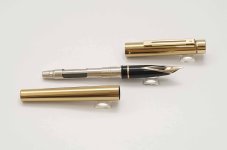 Sheaffer-Targa-1020-Imperial-Brass-6.jpg