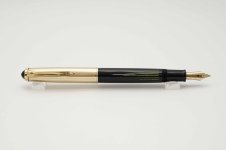 Pelikan-500NN-Rolled-Gold-Cap-Green-Black-5.jpg
