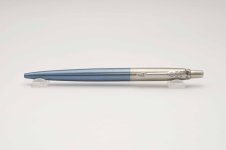 Parker-Jotter-Royal-Blue-Ballpoint-Pen-6.jpg