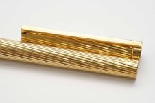 ST-Dupont-Stylo-Bille-Classique-Gold-Plated-5.jpg