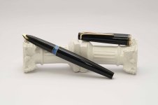 Montblanc-22-Classic-Black-Resin-1.jpg