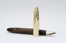 Sheaffer-Lifetime-Crest-Deluxe-Golden-Brown-Celluloid-Vacuum-Filler-2.jpg