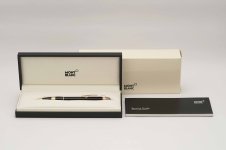 Montblanc-Starwalker-Red-Gold-Ballpoint-Pen-2.jpg