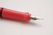 Lamy-Safari-Line-Friends-Rabbit-Special-Edition-5.jpg