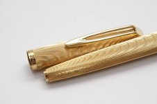 Waterman-CF-Gold-Plate-Moire-5.jpg