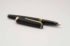 Montblanc-Meisterstuck-No-14-Black-Resin-2.jpg