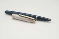 Parker-51-Premium-Dark-Blue-Stainless-Steel-Cap-2.jpg