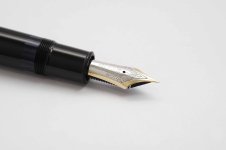 Montblanc-Meisterstuck-149-Classic-Black-Resin-3.jpg