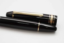 Montblanc-Meisterstuck-146-Classic-Black-Resin-5.jpg